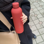 Tumblebee Tumbee duplafalú acél termosz kulacs Berry Red